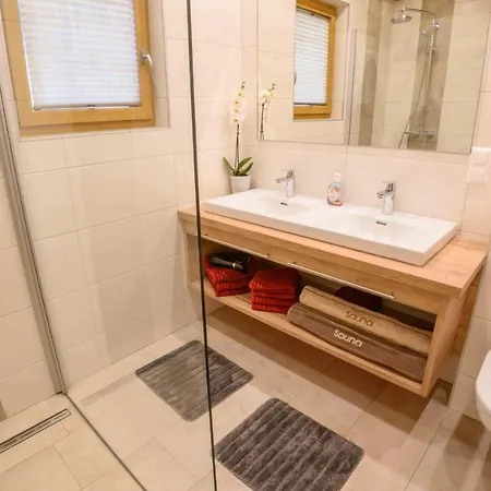 Waldhof 木屋 弗拉塔克